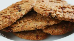 3 món ăn vặt cho trẻ tự làm: ít đường, bé cùng vào bếp