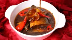 Cá đối kho dưa cải chua: cách kho mềm xương, chua dịu, đậm đà