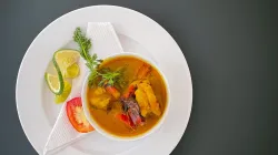 Canh chua cá lóc miền Tây: nước trong, chua thanh, cá không tanh