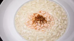 Lẩu sữa đậu nành hải sản: nước dùng béo thanh, dễ nấu tại nhà