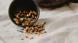 Nước gạo rang thơm bùi: cách rang gạo lứt, gạo nếp và nấu chuẩn vị