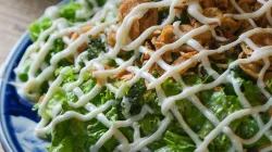 Xà lách trộn mayonnaise: 5 cách làm nhanh cho ngày bận rộn