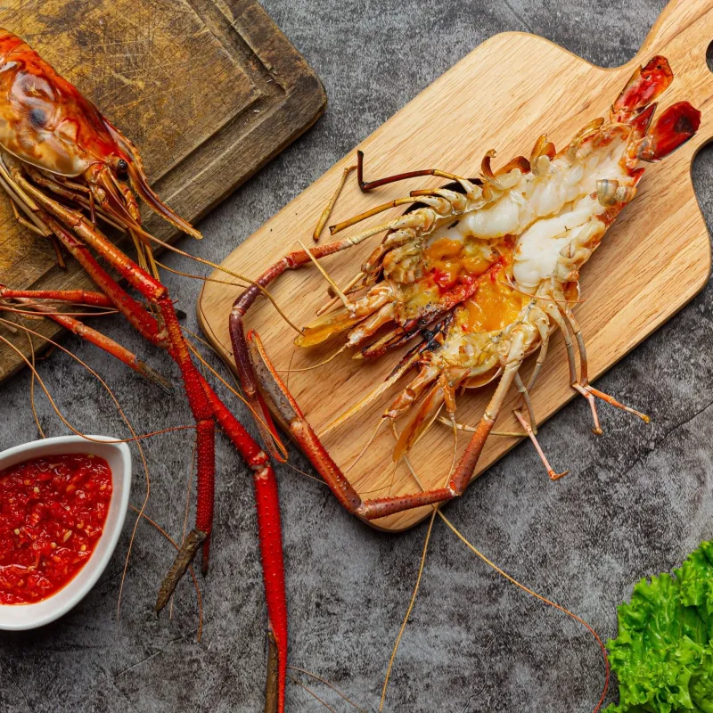 Tôm Càng Xanh tự nhiên tươi sống