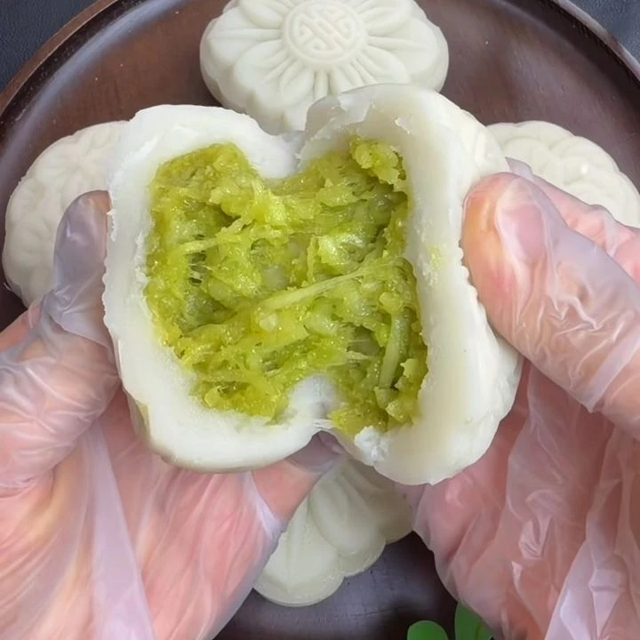 Bánh dẻo cốm dừa