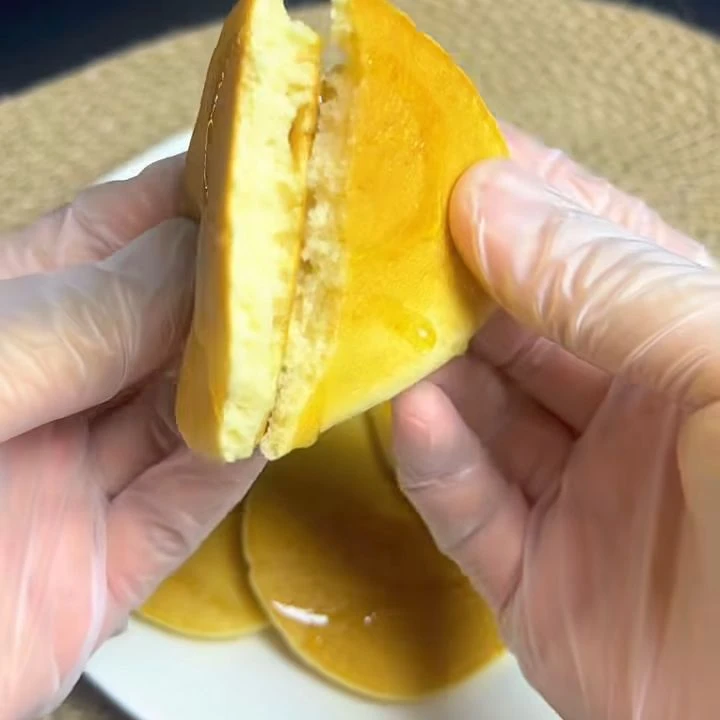 Bánh pancake mật ong đơn giản