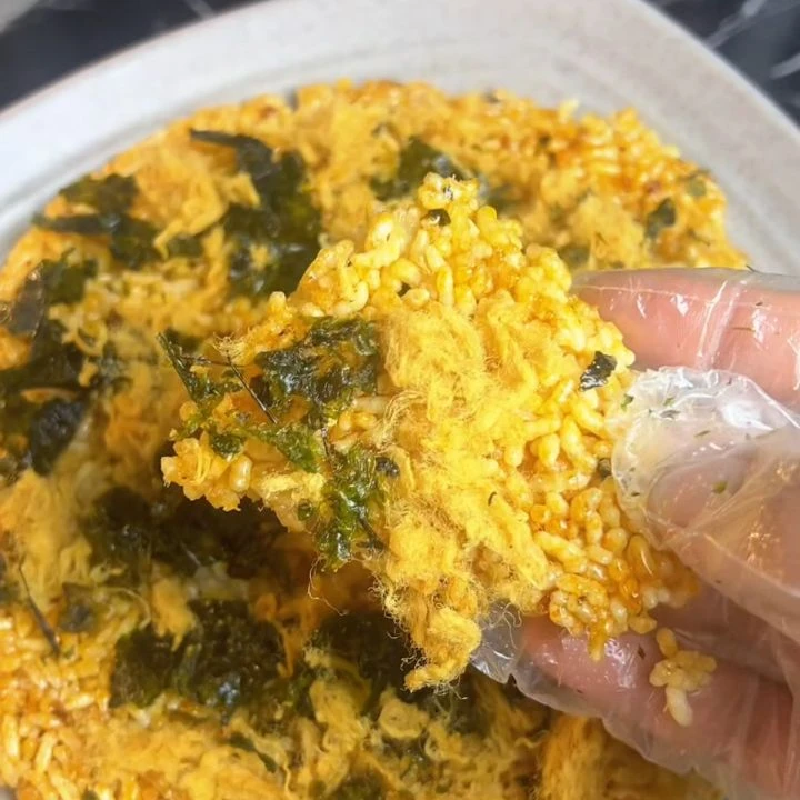 Cơm cháy chà bông từ cơm nguội