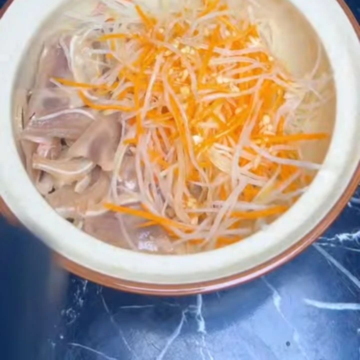 Trộn gỏi đu đủ