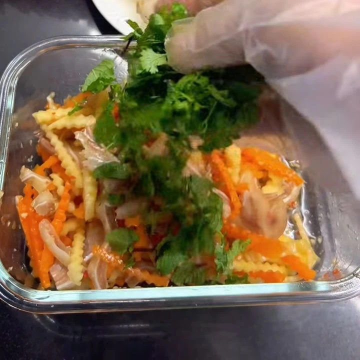 Trộn nộm xoài tai heo
