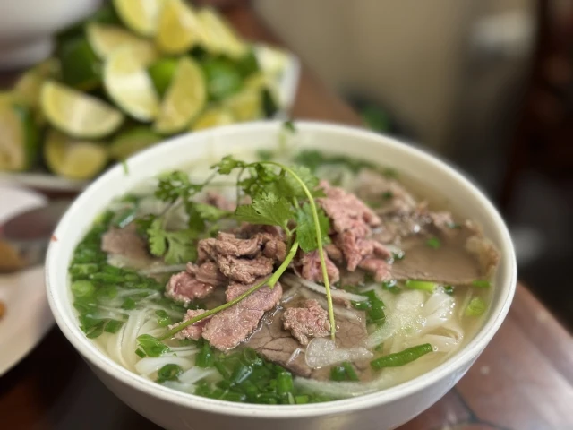Phở 10 Lý Quốc Sư