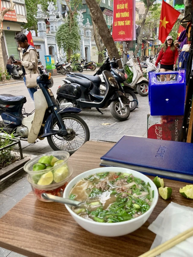 Phở 10 Lý Quốc Sư