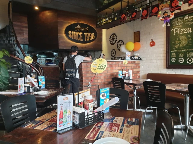 Al Fresco’s - Hai Bà Trưng - không gian 6