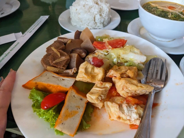 Cơm Chay Nàng Tấm - Trần Hưng Đạo
