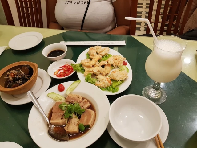 Cơm Chay Nàng Tấm - Trần Hưng Đạo