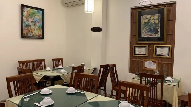 Cơm Chay Nàng Tấm - Trần Hưng Đạo - không gian 1
