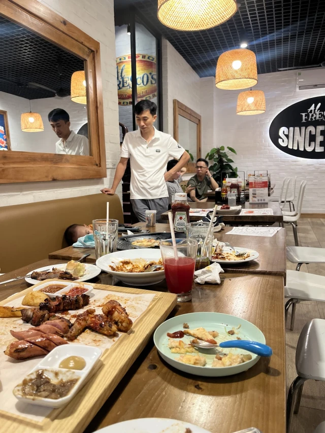 Al Fresco’s - Hoàng Ngân