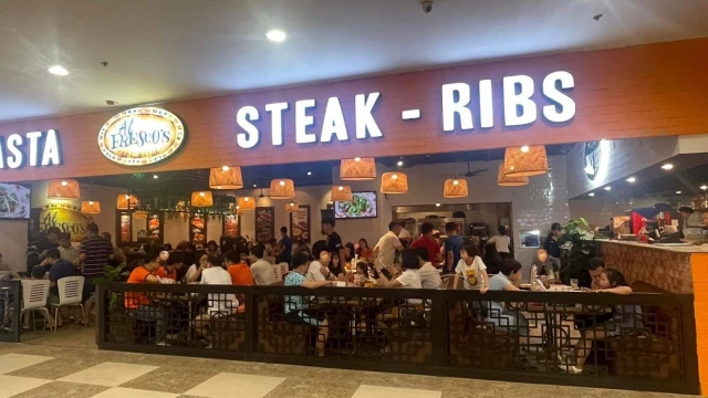 Al Fresco’s - Royal City - không gian 3