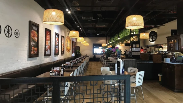 Al Fresco’s – Aeon Mall Long Biên - không gian 1