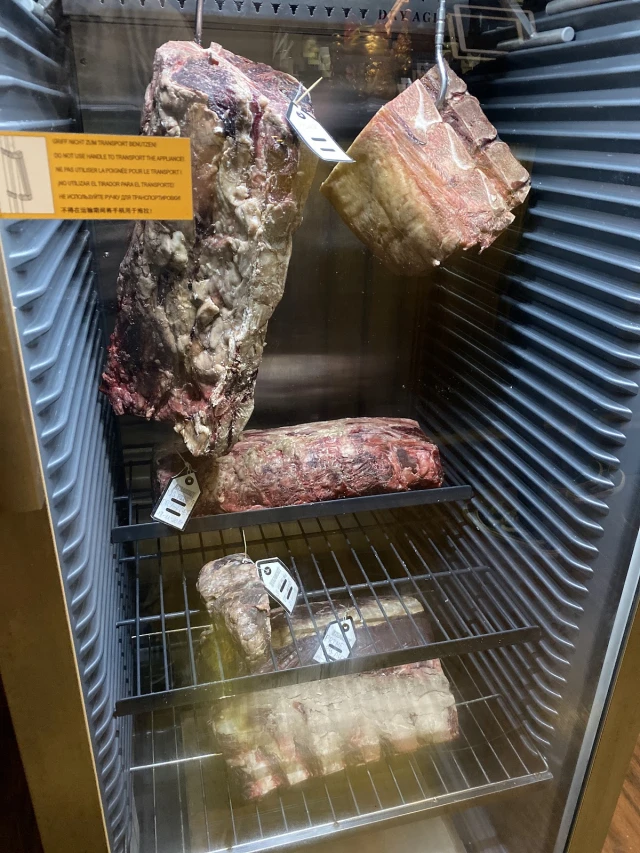 Steakout - Trần Hưng Đạo