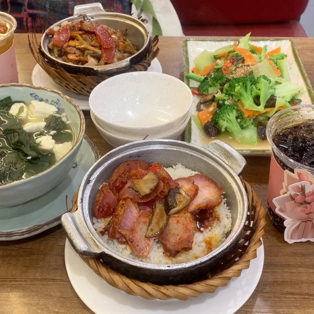Kombo - Cơm niêu Singapore - Phạm Ngọc Thạch