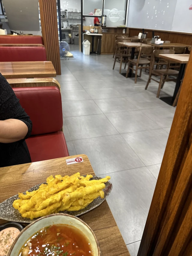 Kombo - Cơm niêu Singapore - Phạm Ngọc Thạch