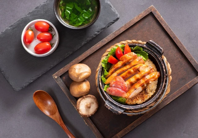 Kombo - Cơm Niêu Singapore - Trần Đại Nghĩa