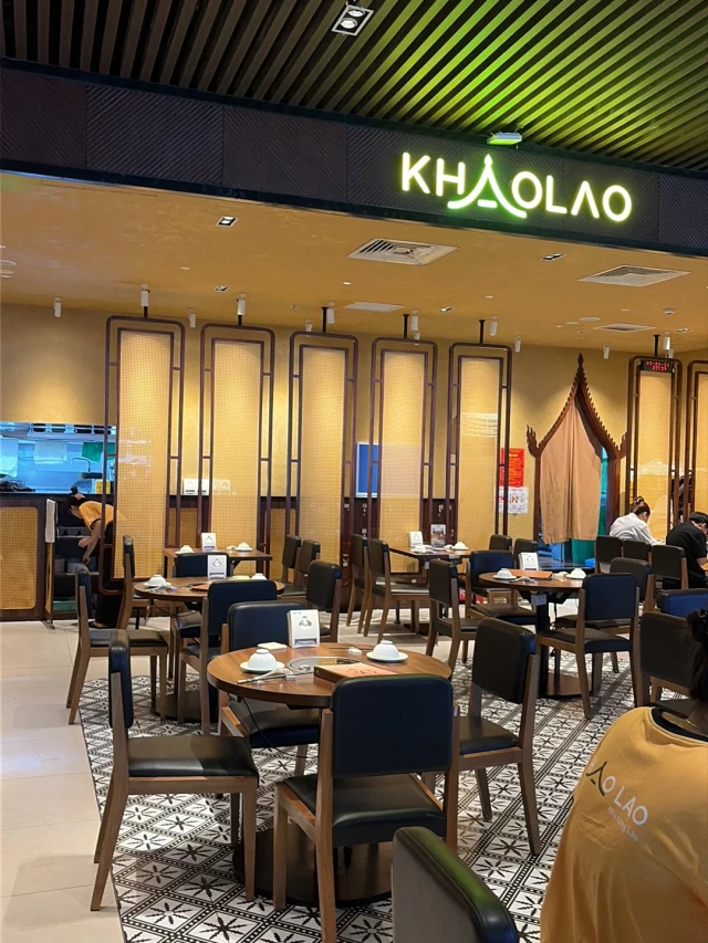 Khao Lao - BigC Thăng Long - không gian 1