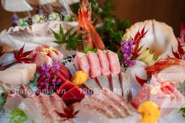 Nhà hàng Hatoyama - Vạn Phúc