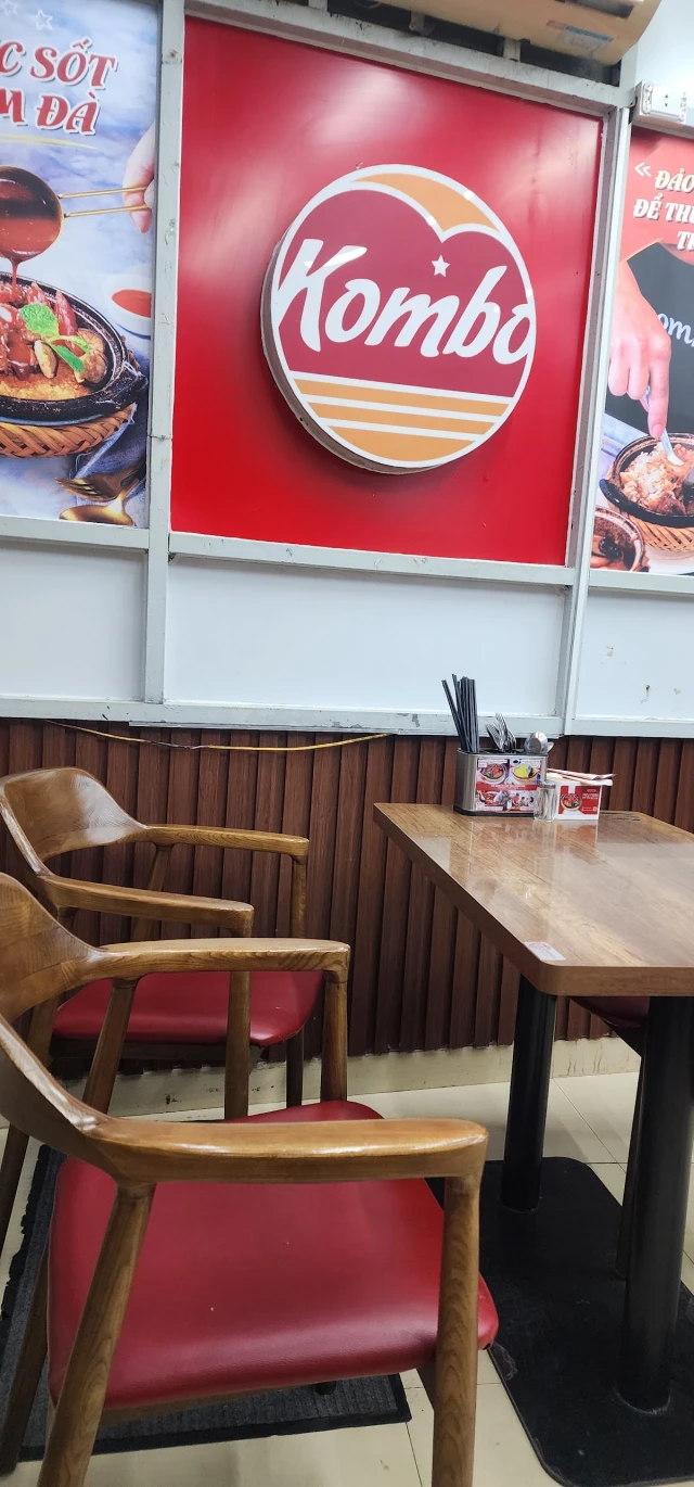 Kombo - Cơm Niêu Singapore - Kim Đồng - không gian 5