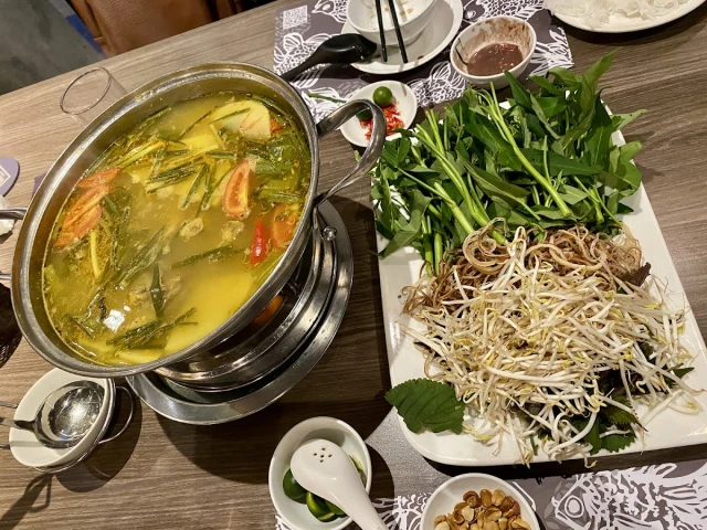 Chả Cá Gia Nguyễn - Trần Khát Chân