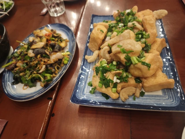Quán Nhà Ta - Mạc Thái Tông