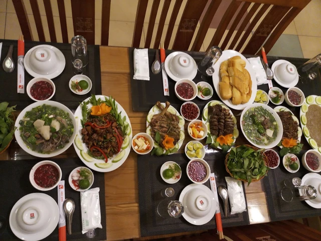 Chim To Dần - Hà Nam Quán - Phạm Văn Đồng