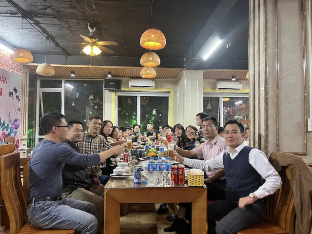 Chim To Dần - Hà Nam Quán - Phạm Văn Đồng - không gian 3
