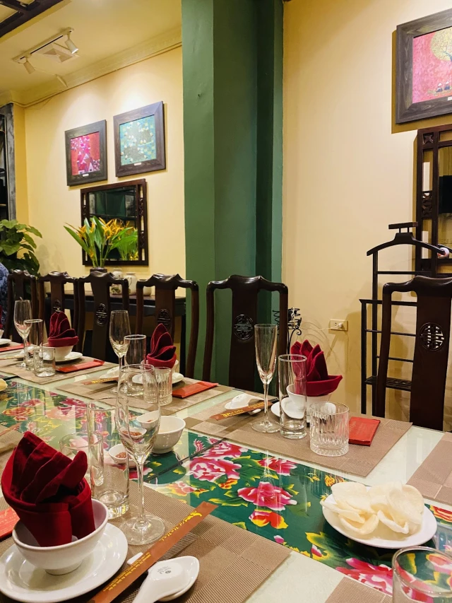 Old Hanoi Restaurant - Tôn Thất Thiệp