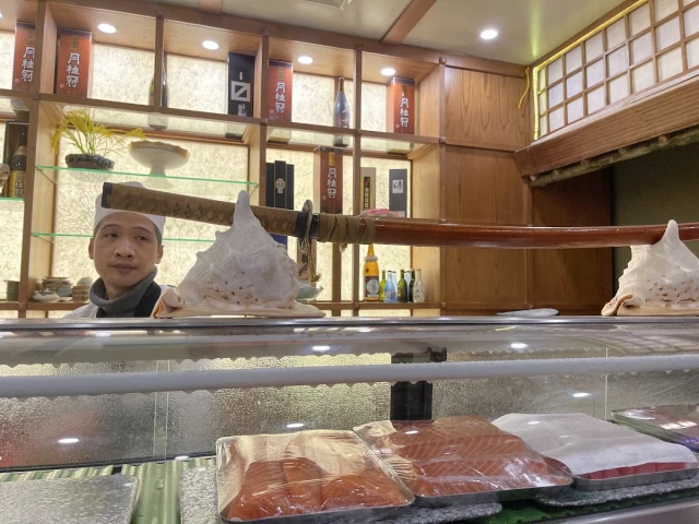 Hatoyama – Nguyễn Chánh - không gian 5
