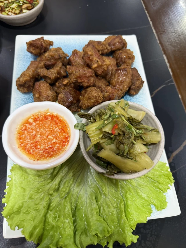 Quán Thế Lòng - Trần Thái Tông - không gian 6