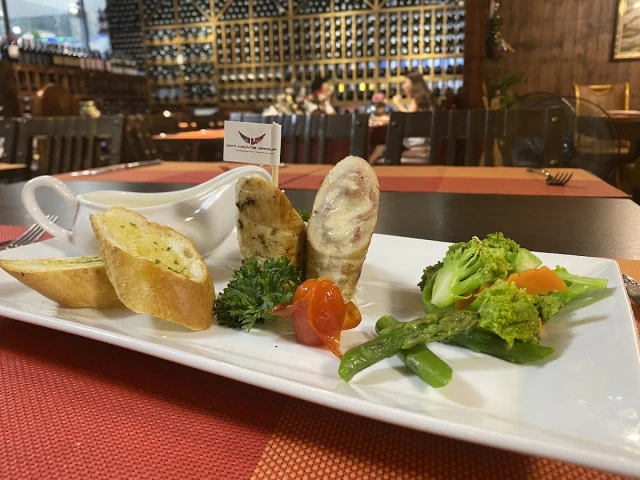 VanHoangGroup - L'amour Steak - Hà Đông