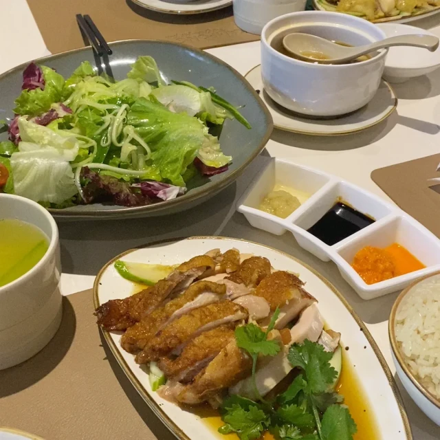 Kampong Chicken House - Cơm Gà Hải Nam - Nguyễn Hoàng