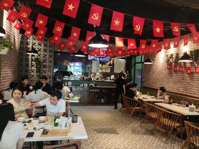 Kampong Chicken House - Cơm Gà Hải Nam - Nguyễn Hoàng - không gian 3