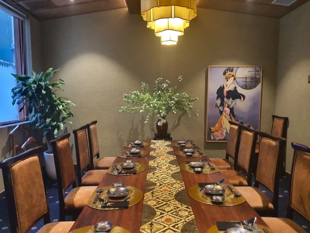 Hatoyama - Lý Thường Kiệt - không gian 6
