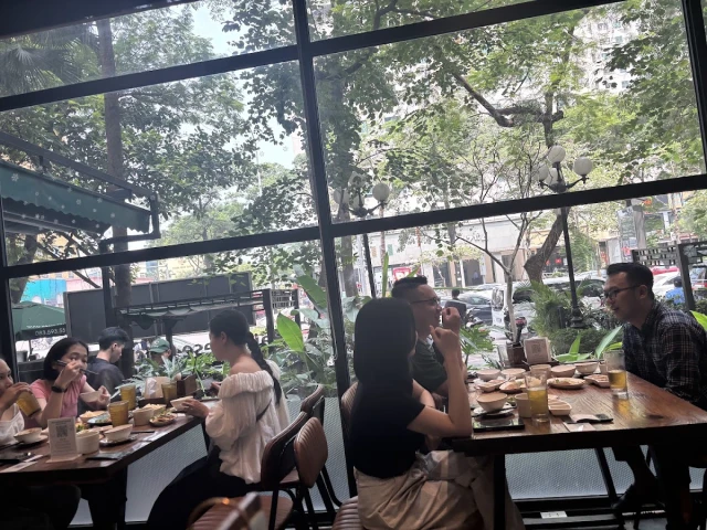 Kampong Chicken House - Cơm gà Hải Nam - Hoàng Đạo Thúy - không gian 6