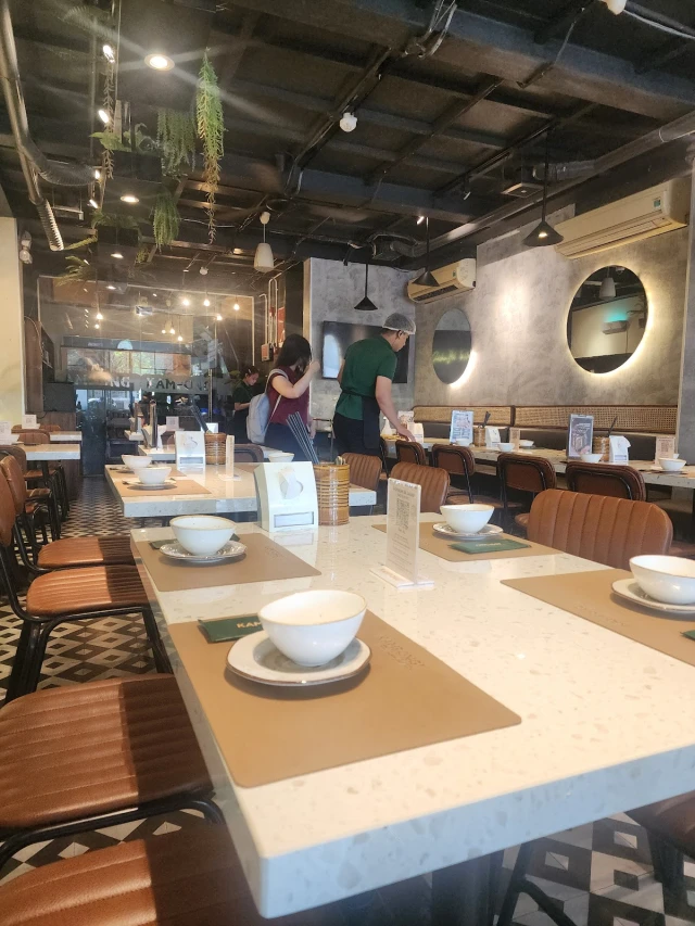 Kampong Chicken House - Cơm gà Hải Nam - Đào Tấn - không gian 1