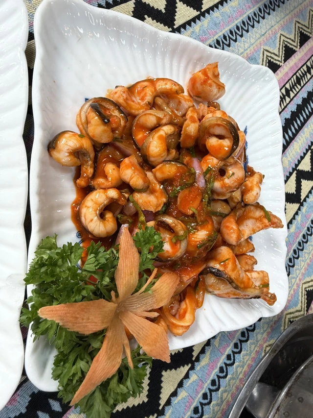 Mạnh Cá Lăng - Phạm Hùng