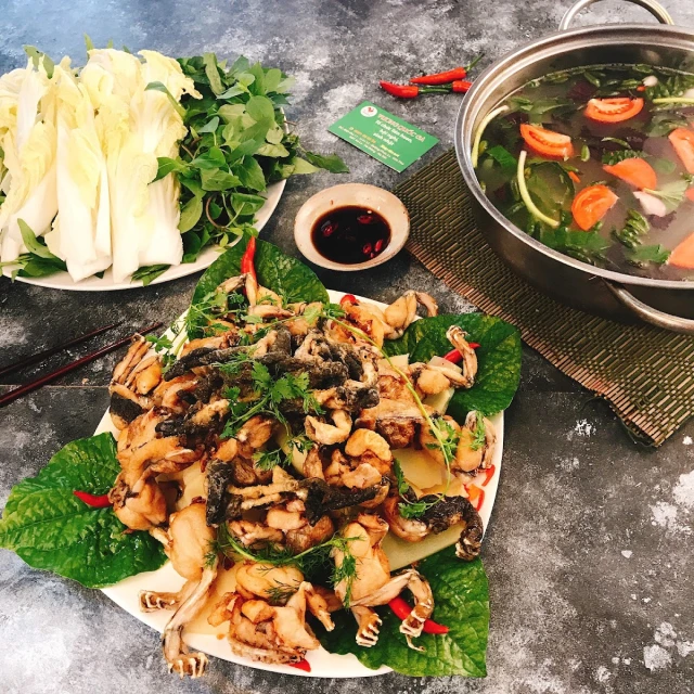 Vương Quốc Gà - KĐT Xa La - không gian 3
