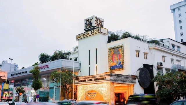 Chả Cá Đông Sơn (Dong Son Drum Restaurant) - Trần Đăng Ninh - không gian 2