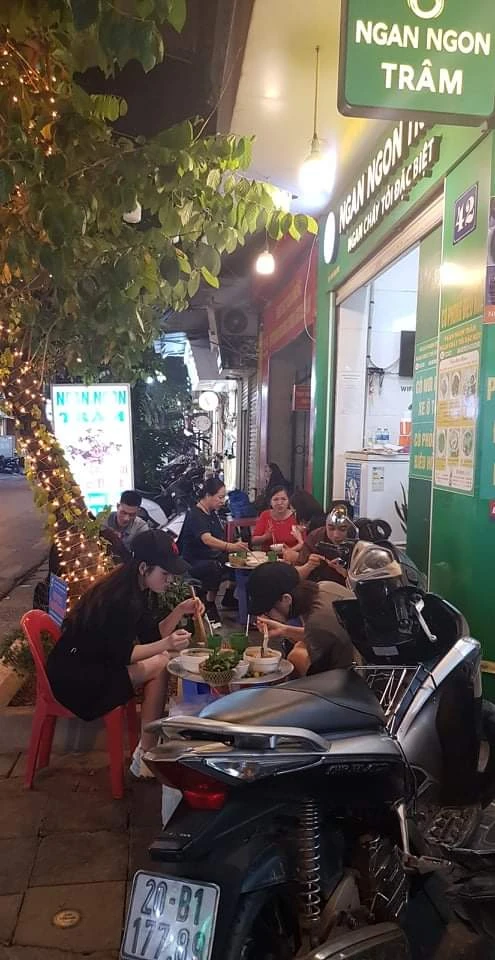 Ngan Ngon Trâm - Hàng Nón - không gian 2