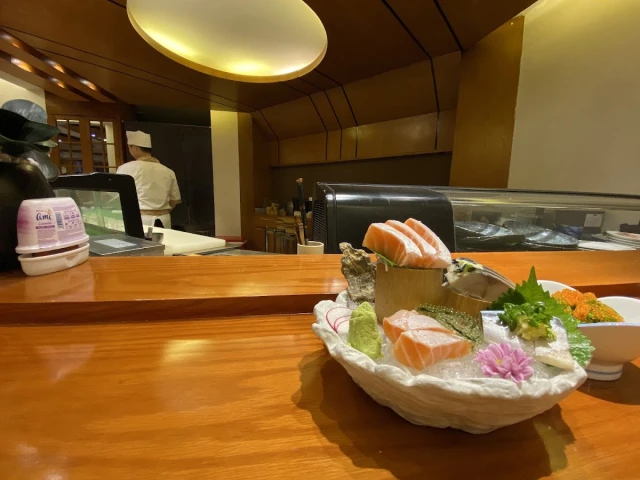 Sushi House - Vạn Phúc
