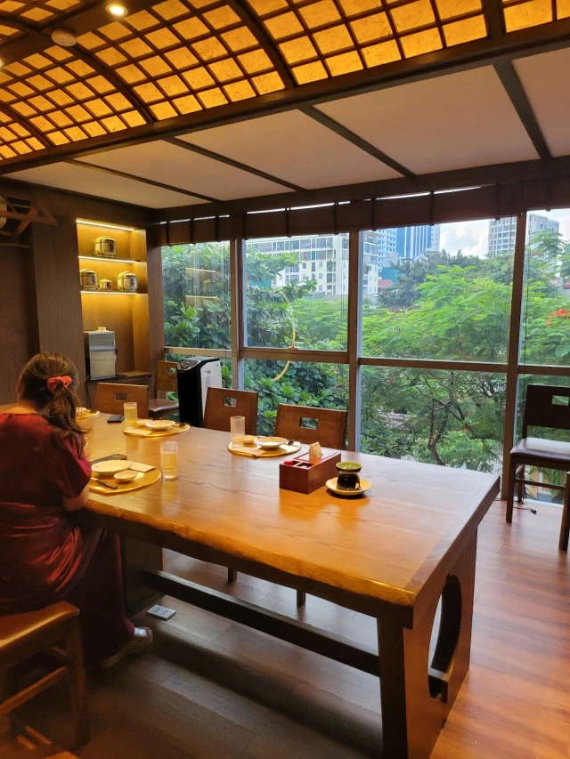 Sushi House - Vạn Phúc - không gian 4