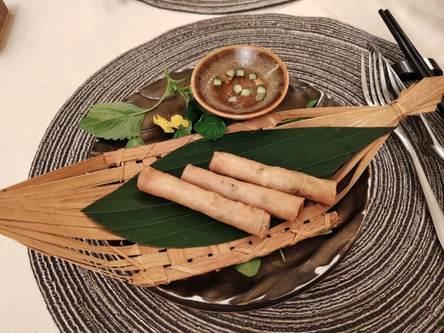 Lý Club Hanoi - Lê Phụng Hiểu
