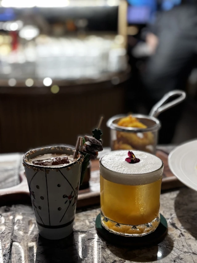 Ignite Sky Bar - Đường Thành