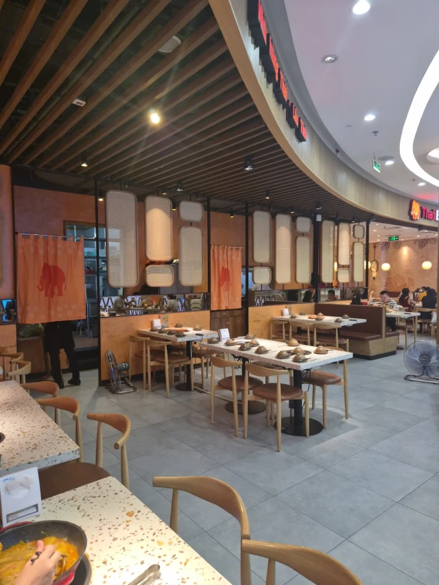 ThaiExpress - Ocean Park - không gian 6